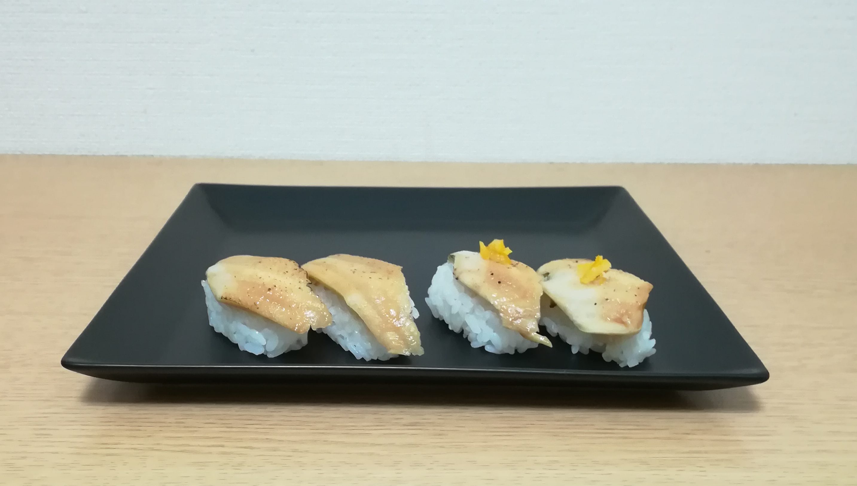 ゆず塩 はま寿司の100円2貫 煮あなご を食べ比べ スシメシ